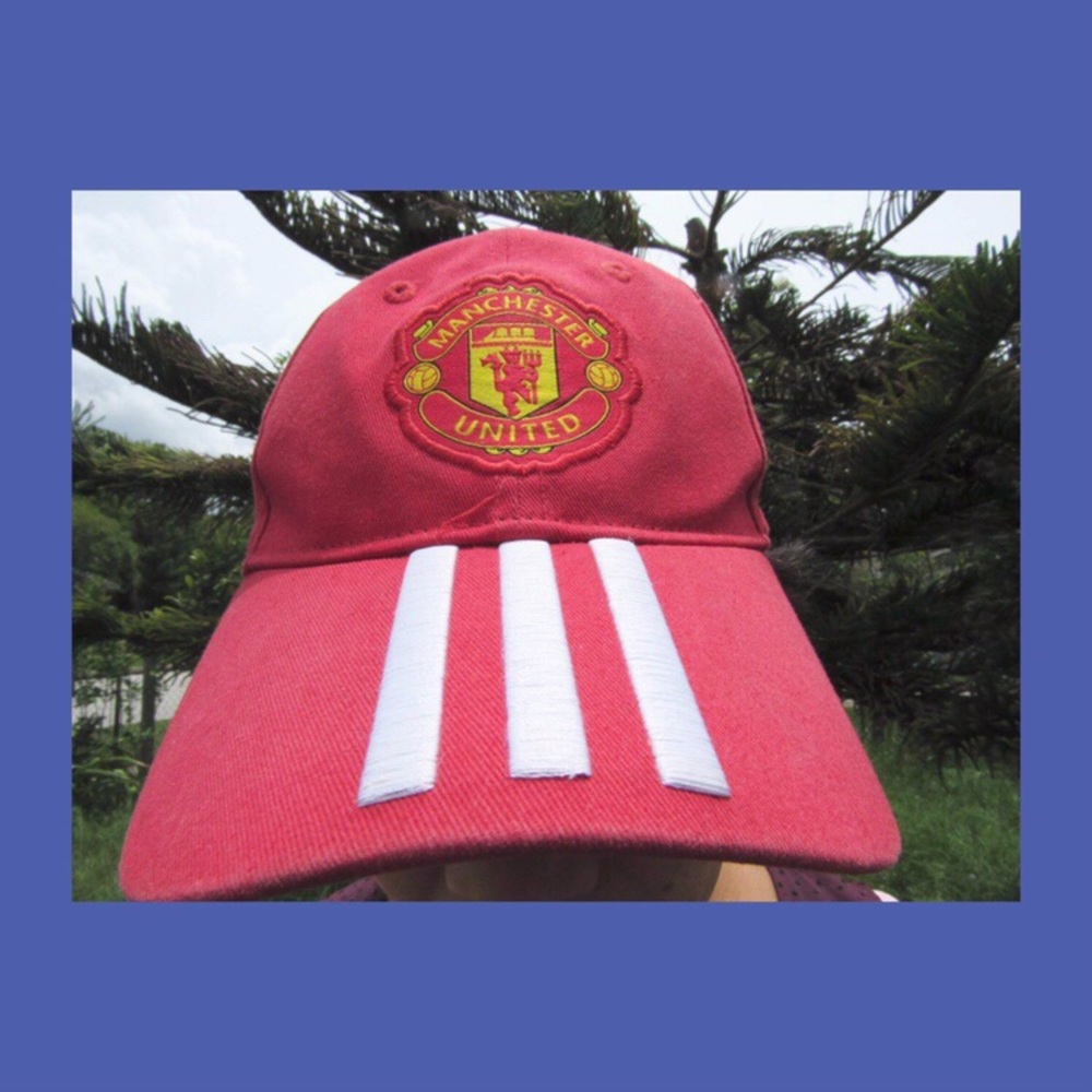 Manchester United Red Adidas Hat